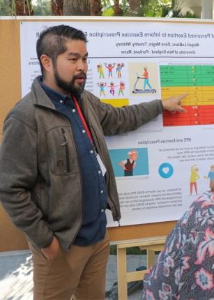 O - T和P - T研究海报会议在联合国东北摩洛哥校园的照片