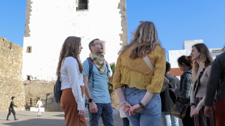 英国东北大学学生和教职员在摩洛哥探险的照片